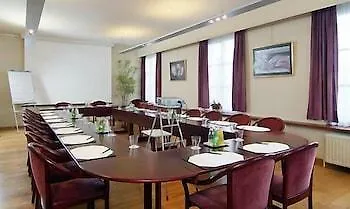 Rosenburg Hotell 4*